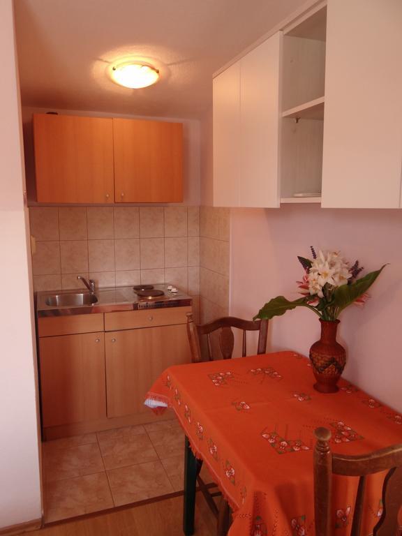 Apartments Jerkovic Stari Grad  Extérieur photo